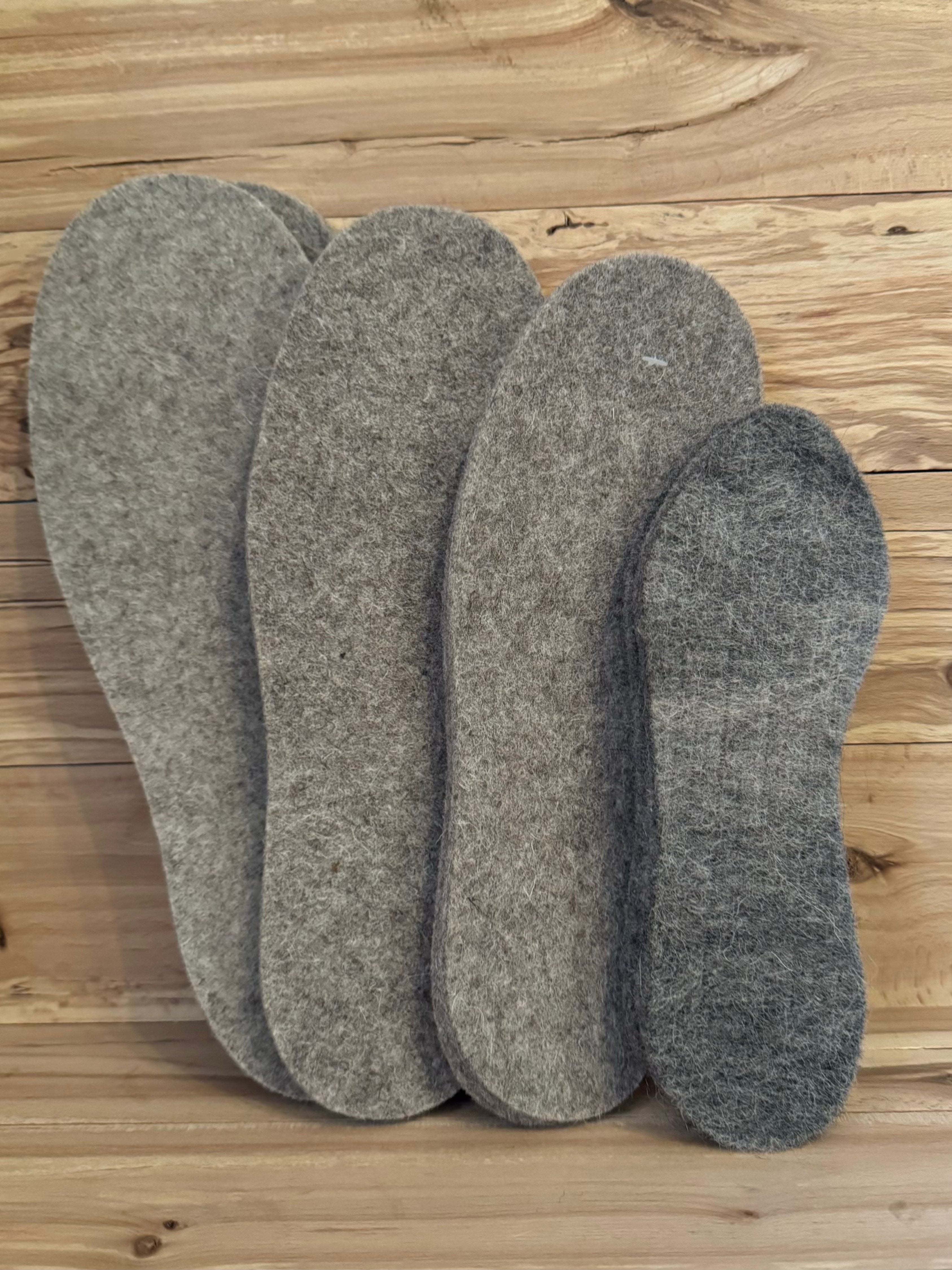 biped 2 paires de semelles feutrées en pure laine - Semelles chauffantes en feutre naturel pour un climat agréable dans la chaussure z2754(42-43 biped 2 paires de semelles feutrées en pure laine - Semelles chauffantes en feutre naturel pour un climat agréable dans la chaussure z2754(42-43